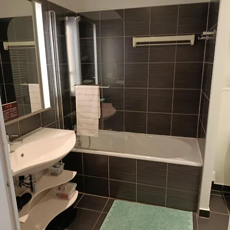 Au Pied De L'orne Apartmán