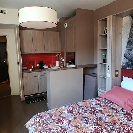 Au Pied De L'orne Appartement